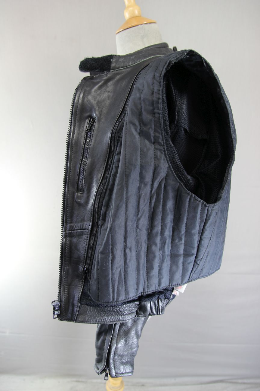 ASHMAN BLACK COWHIDE LEATHER BIKER JACKET + PROTECTORS & THERMAL LINING: SIZE 14