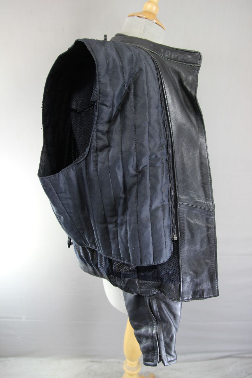 ASHMAN BLACK COWHIDE LEATHER BIKER JACKET + PROTECTORS & THERMAL LINING: SIZE 14