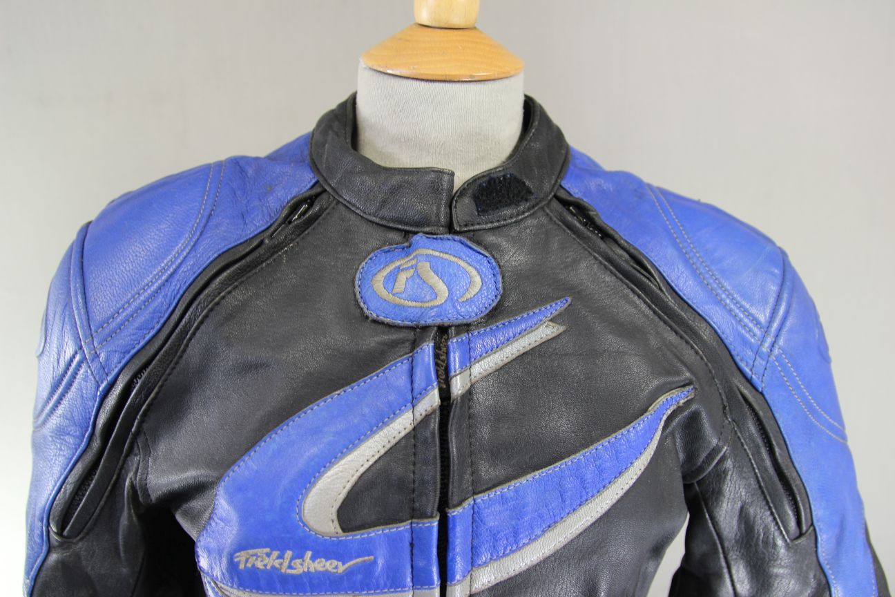 FIELDSHEER BLACK, BLUE & SILVER LEATHER BIKER JACKET WITH PROTECTORS: SIZE 10