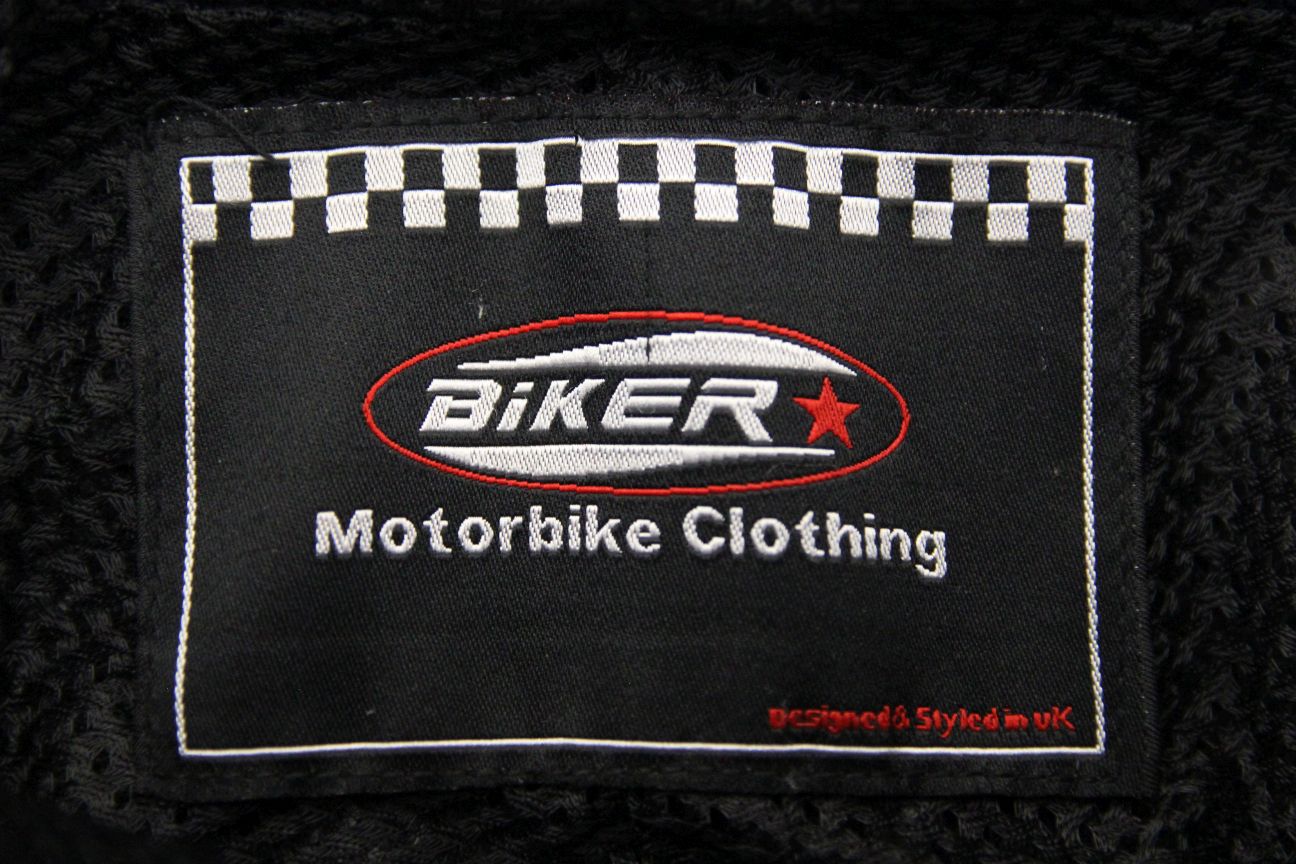 BIKER BLACK LEATHER TROUSERS + HIP & KNEE ARMOUR/KNEE SLIDERS: WAIST 30"/LEG 31"