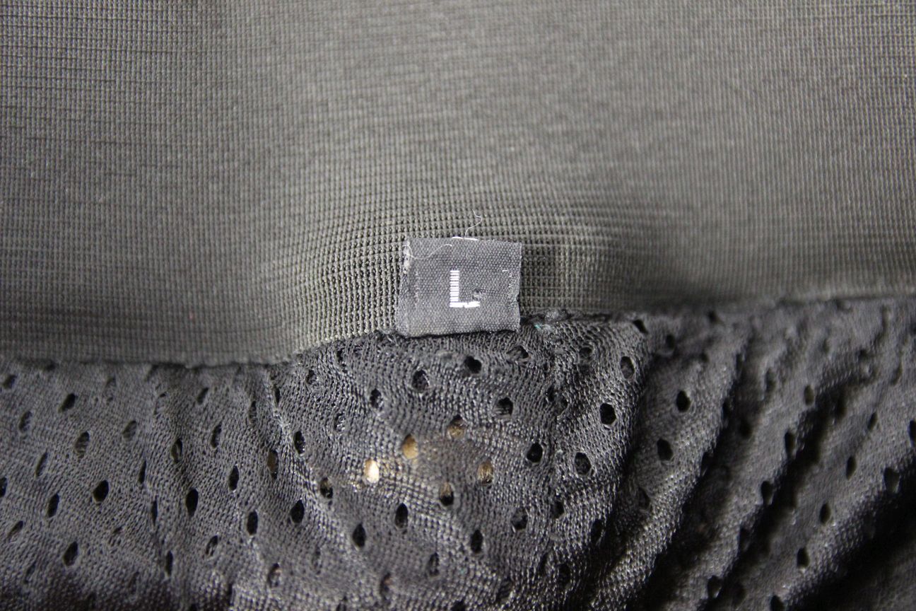 WALLACE SACKS LONDON LEATHER BIKER TROUSERS: WAIST 34-36 INCH/INSIDE LEG 32 INCH