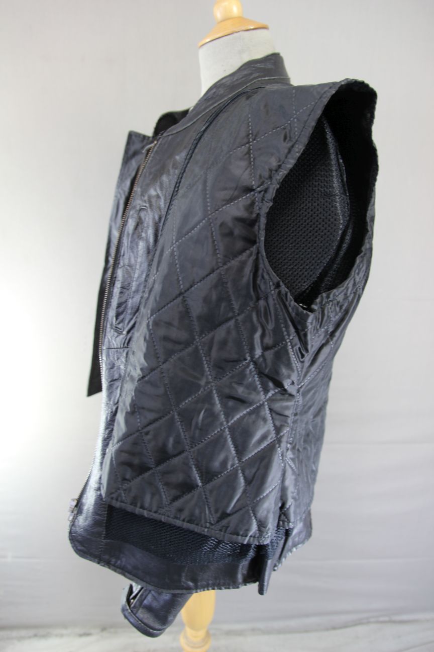SUPERB BIKERS GEAR BLACK LEATHER JACKET WITH CE ARMOUR & THERMAL LINING: SIZE 20