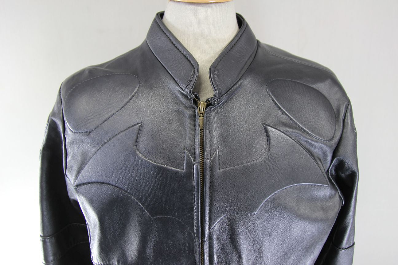 CLASSIC 'BATMAN' BLACK LEATHER BIKER STYLE JACKET 40 INCH