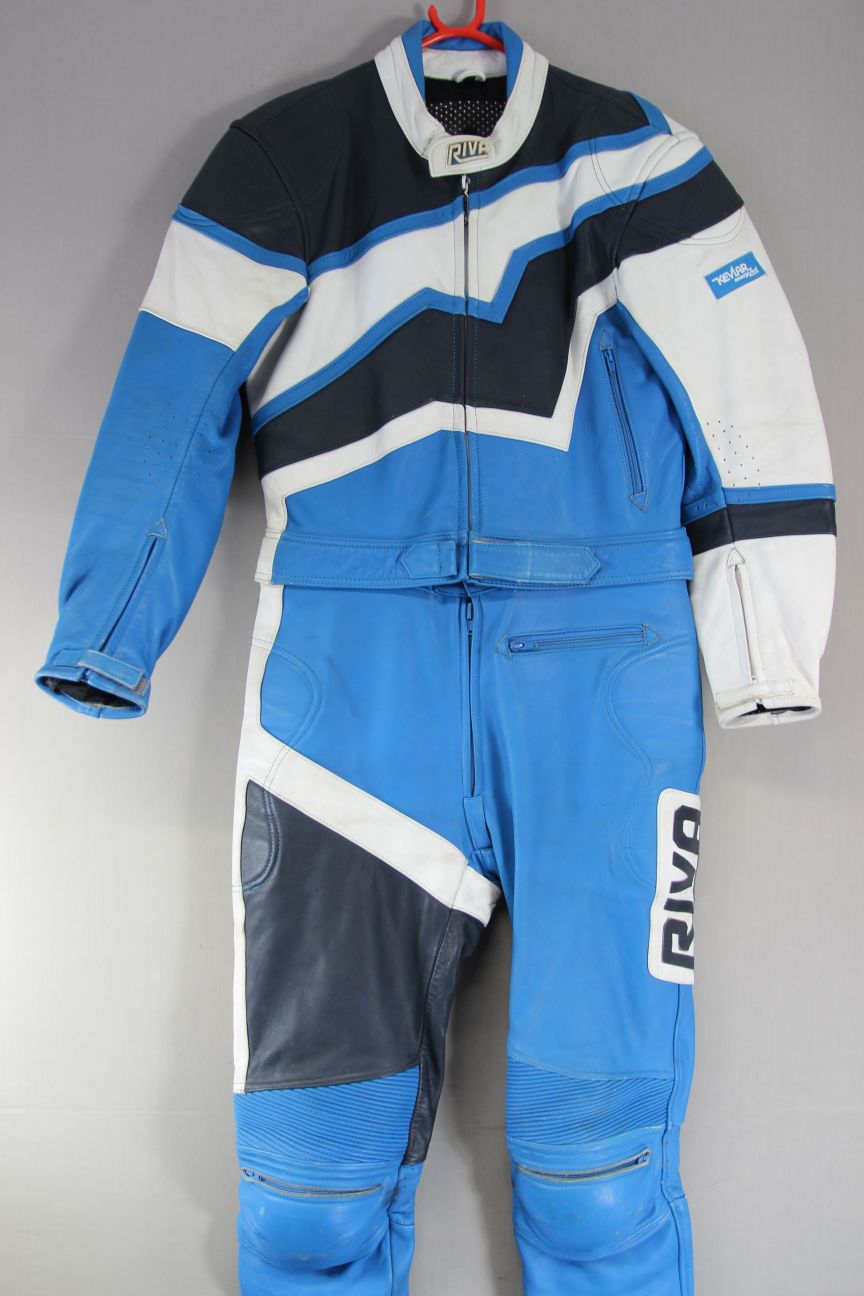 VINTAGE RIVA 2 PIECE KEVLAR REINFORCED LEATHER BIKER SUIT + KNEE PROTECTORS 40IN
