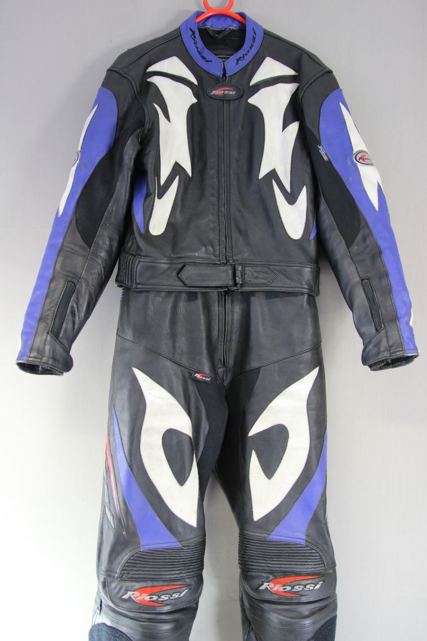 RIOSSI 2 PIECE BLACK, WHITE & BLUE LEATHER BIKER SUIT WITH CE ARMOUR: SIZE 14
