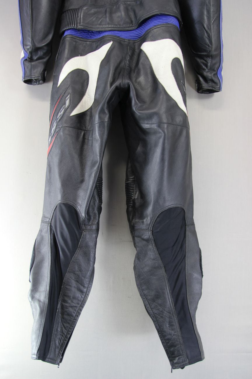 RIOSSI 2 PIECE BLACK, WHITE & BLUE LEATHER BIKER SUIT WITH CE ARMOUR: SIZE 14