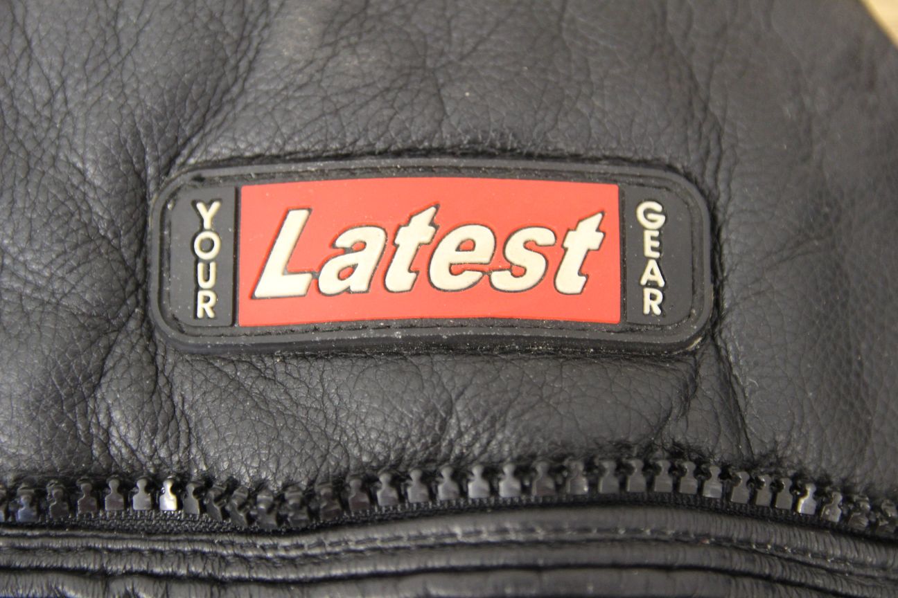 BLACK LEATHER BIKER TROUSERS + CE KNEE ARMOUR & HIP PROTECTORS WAIST 36"/LEG 31"