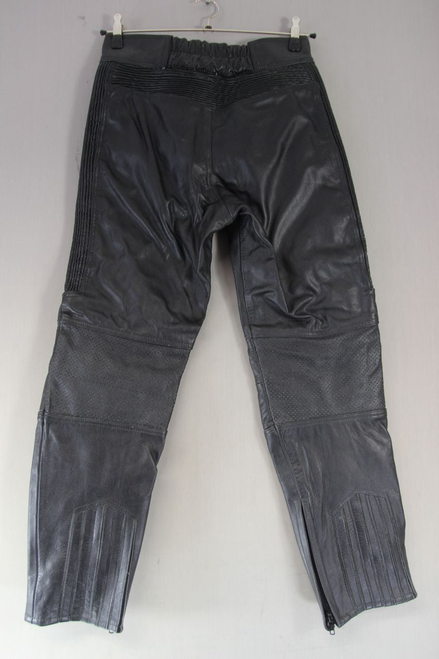 LADIES CLASSIC BLACK LEATHER BIKER TROUSERS: WAIST 30 INCH/INSIDE LEG 29 INCH/L