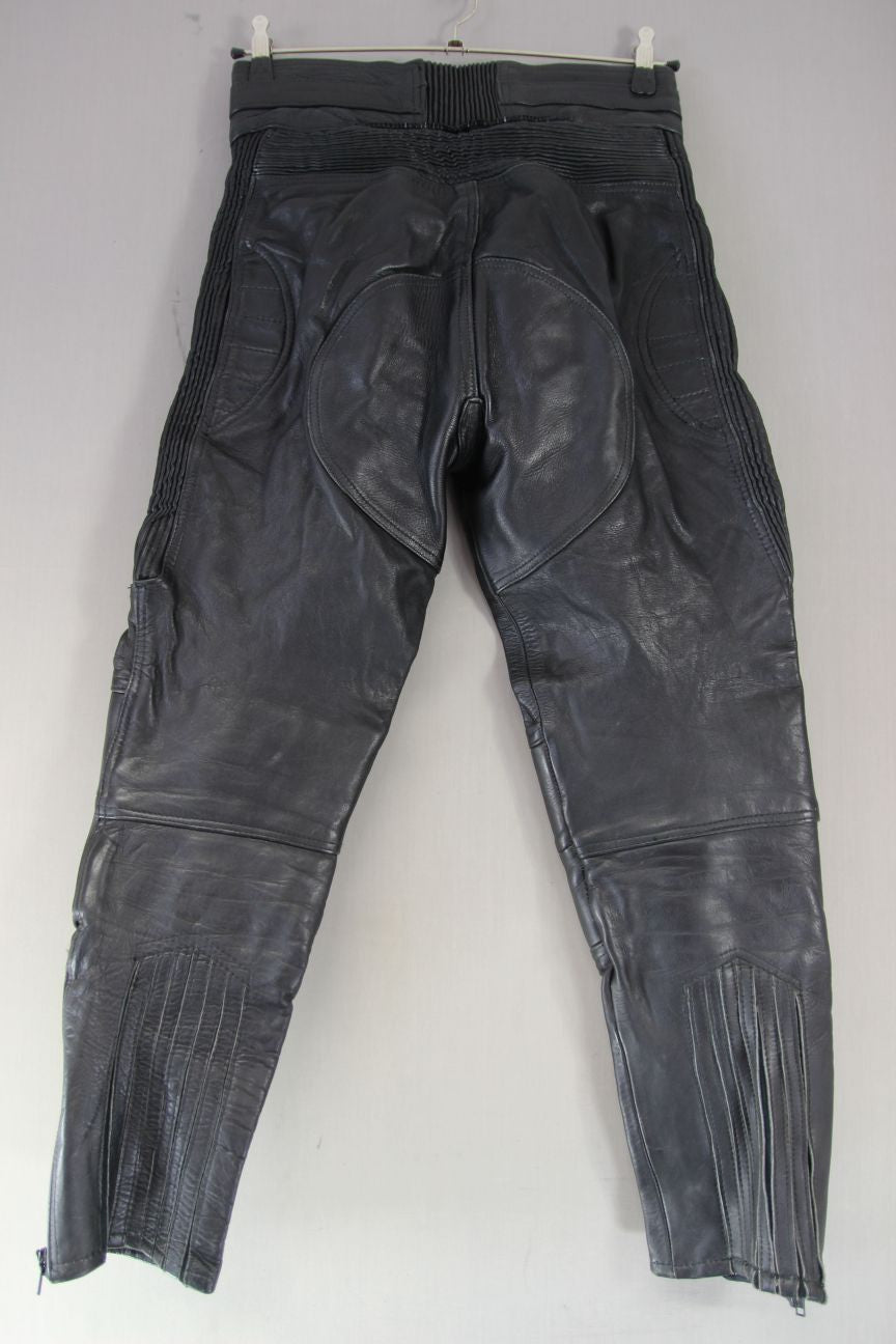 AKITO MERCURY PLUS BLACK LEATHER BIKER TROUSERS: SIZE 14/WAIST 30 IN/LEG 28 IN