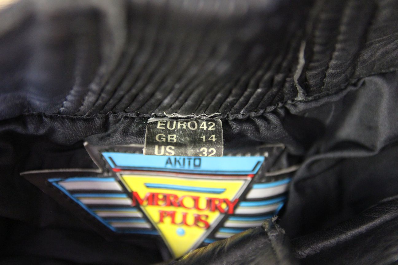 AKITO MERCURY PLUS BLACK LEATHER BIKER TROUSERS: SIZE 14/WAIST 30 IN/LEG 28 IN