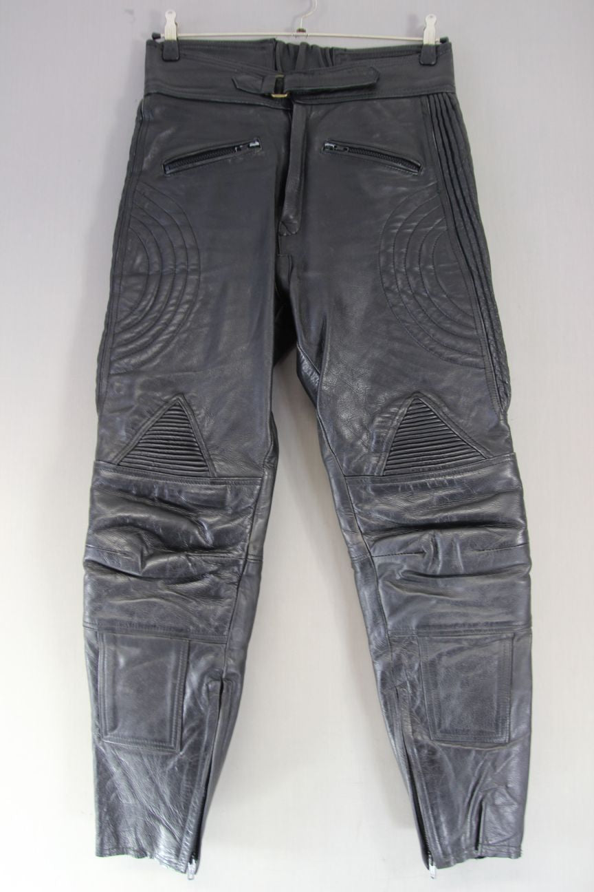 J&S CLASSIC BLACK LEATHER BIKER TROUSERS WAIST 32 INCHES/INSIDE LEG 29 INCHES