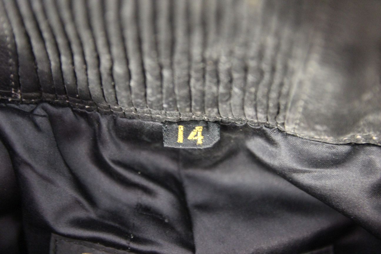 SPORTEX MAXX BLACK LEATHER BIKER TROUSERS: SIZE 14/WAIST 28 IN/INSIDE LEG 27 IN