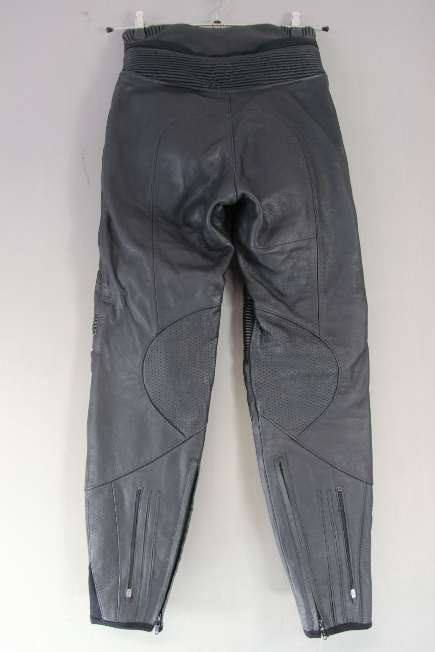ALPINESTARS STELLA BLACK LEATHER BIKER TROUSERS WITH CE KNEE ARMOUR: SIZE 4-6