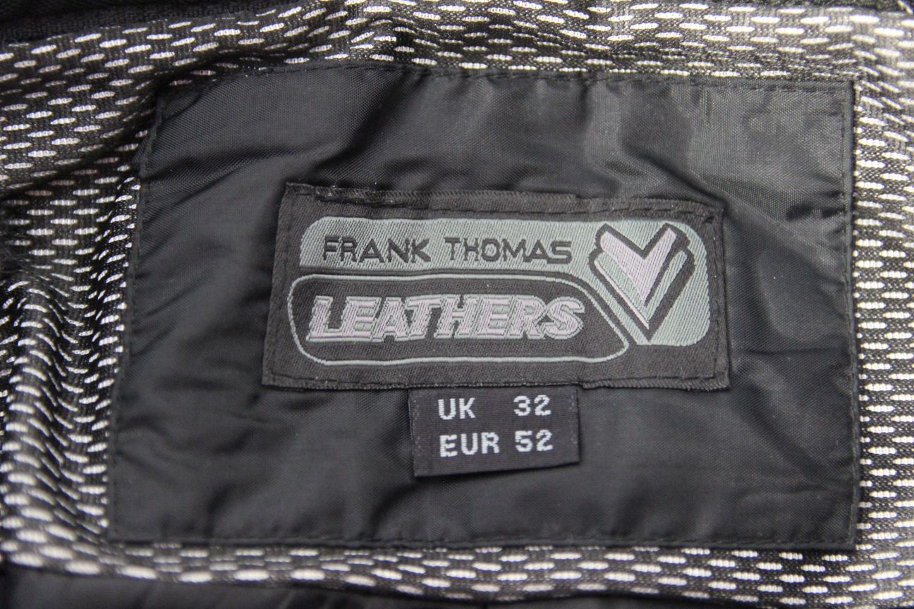FRANK THOMAS BLACK LEATHER BIKER TROUSERS: WAIST 32-34 INCH/INSIDE LEG 31 INCH