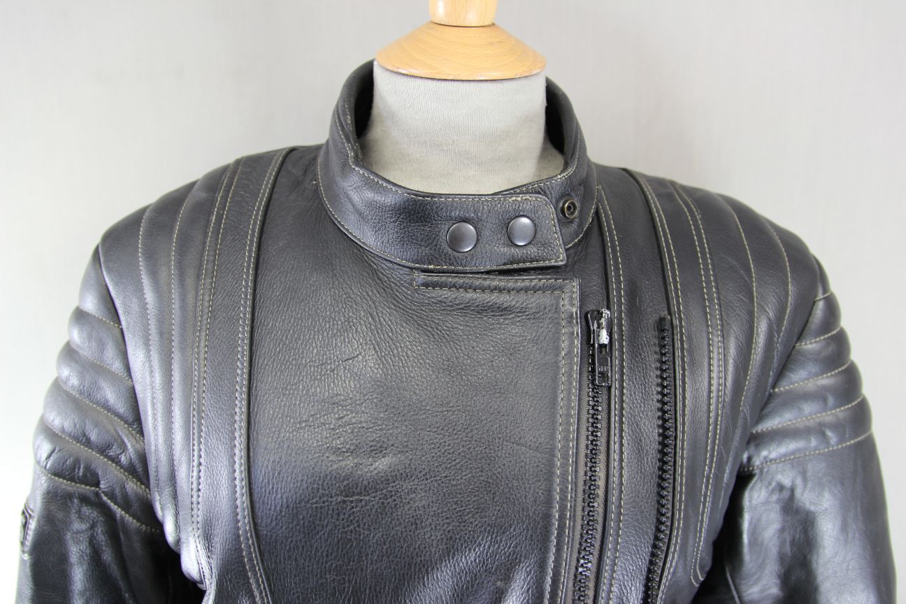 JTS BLACK LEATHER BIKER JACKET WITH REMOVABLE PROTECTORS 36-38 INCH
