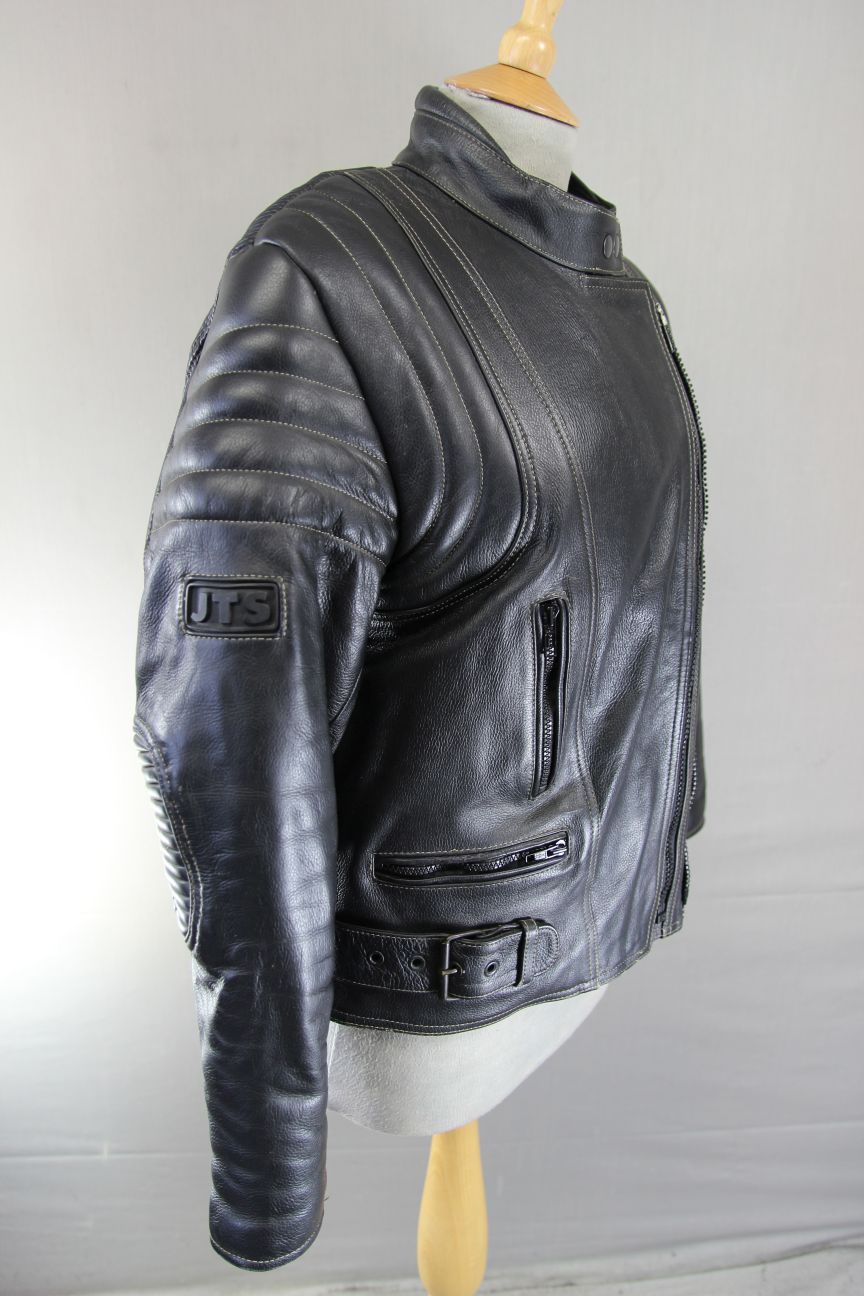 JTS BLACK LEATHER BIKER JACKET WITH REMOVABLE PROTECTORS 36-38 INCH
