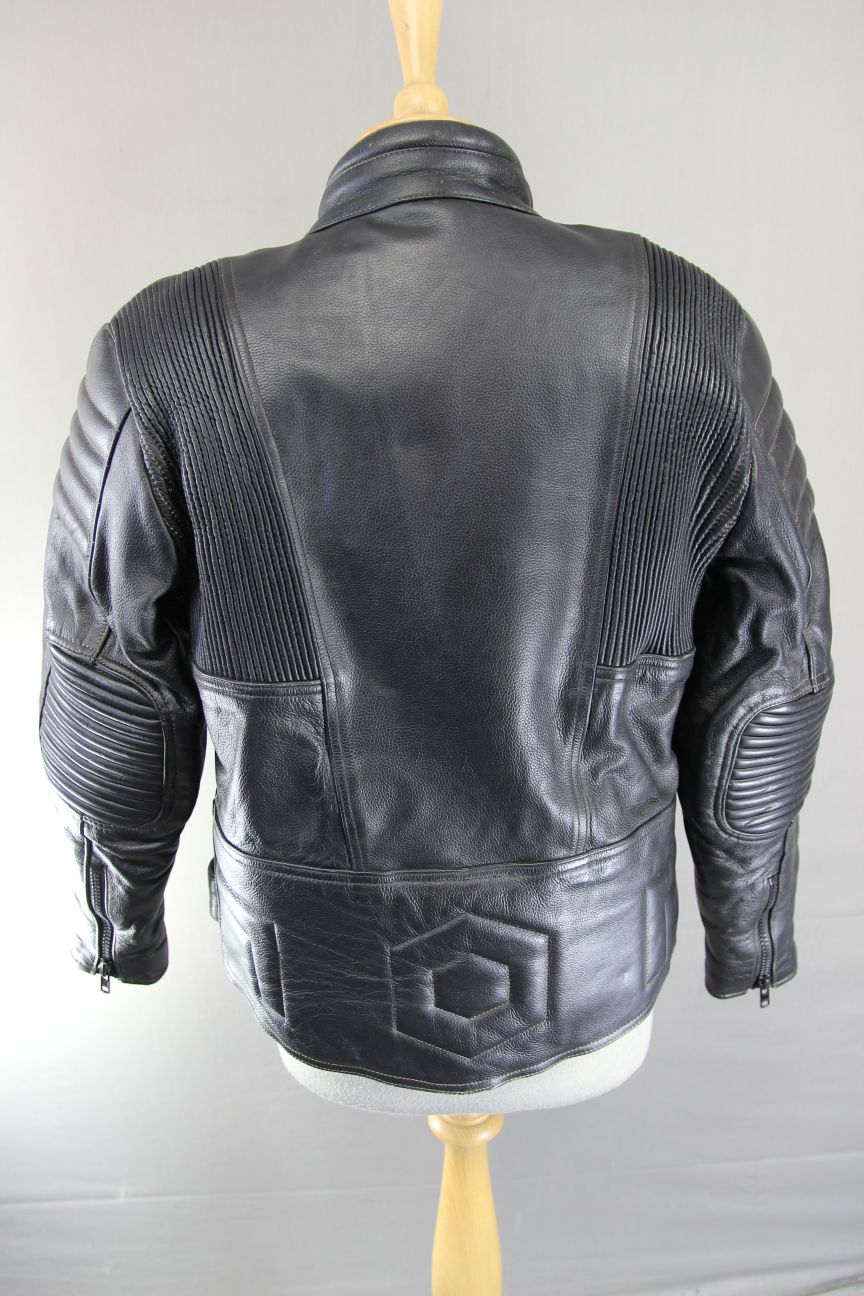 JTS BLACK LEATHER BIKER JACKET WITH REMOVABLE PROTECTORS 36-38 INCH