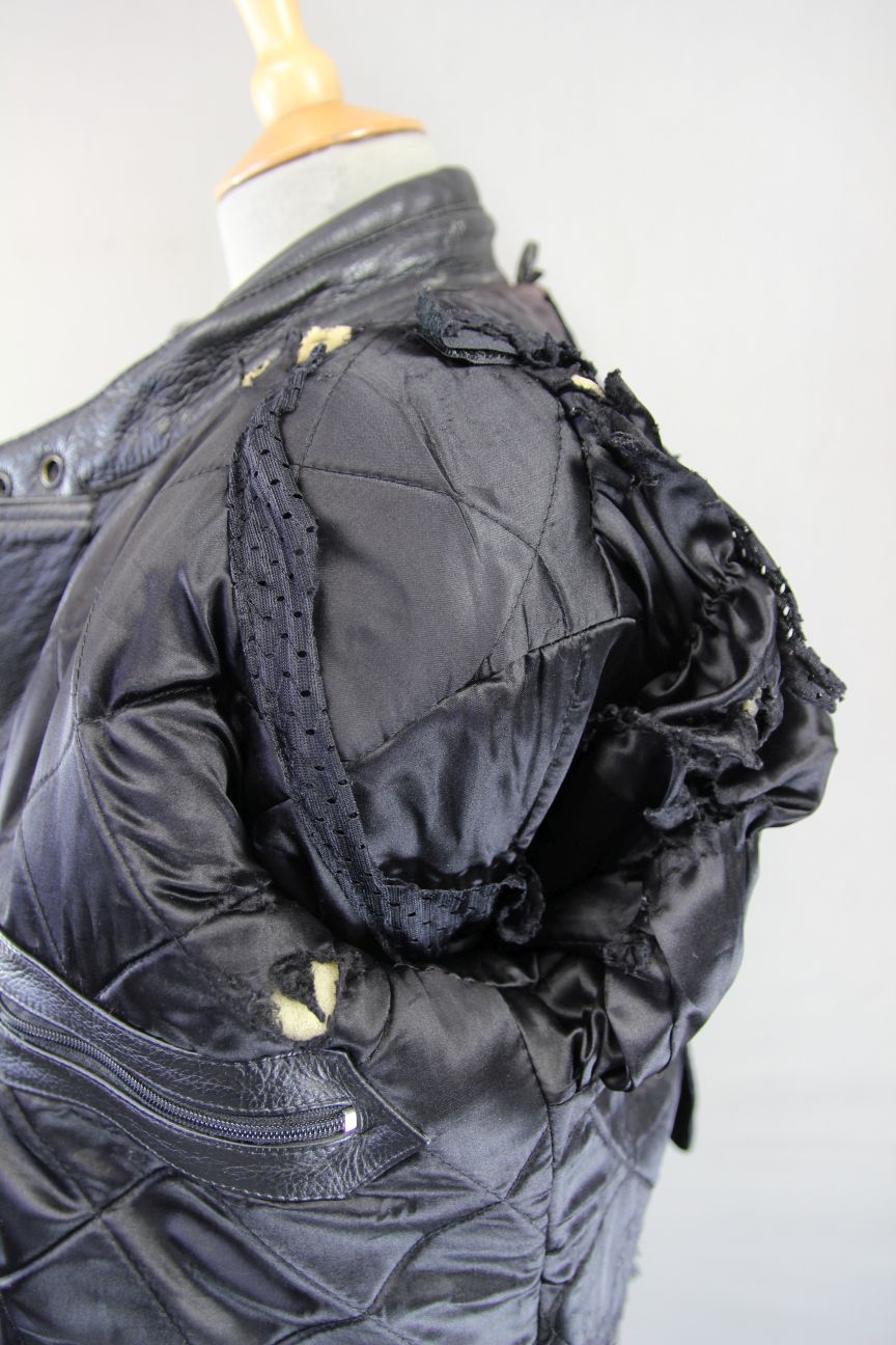 JTS BLACK LEATHER BIKER JACKET WITH REMOVABLE PROTECTORS 36-38 INCH