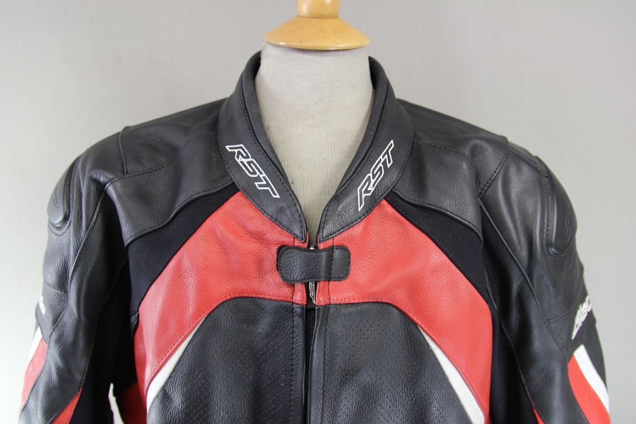RST BLADE BLACK, RED & WHITE LEATHER BIKER JCKT WITH CONTOUR PLUS CE ARMOUR 50IN