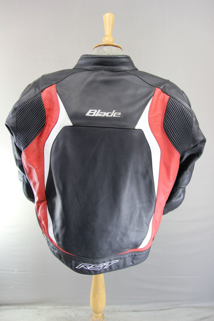 RST BLADE BLACK, RED & WHITE LEATHER BIKER JCKT WITH CONTOUR PLUS CE ARMOUR 50IN