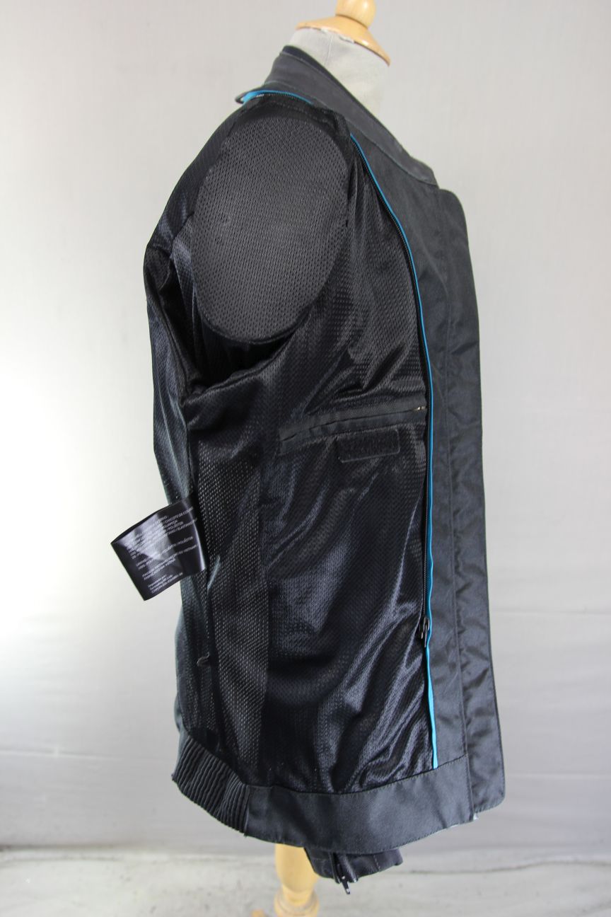 TRIUMPH LADIES BLACK LEATHER BIKER JACKET WITH CE ARMOUR SIZE L/G 38 INCH CHEST
