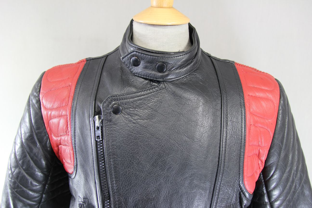 VINTAGE 1970'S/80'S BLACK & RED COWHIDE LEATHER NICE OF LONDON BIKER JACKET 40IN