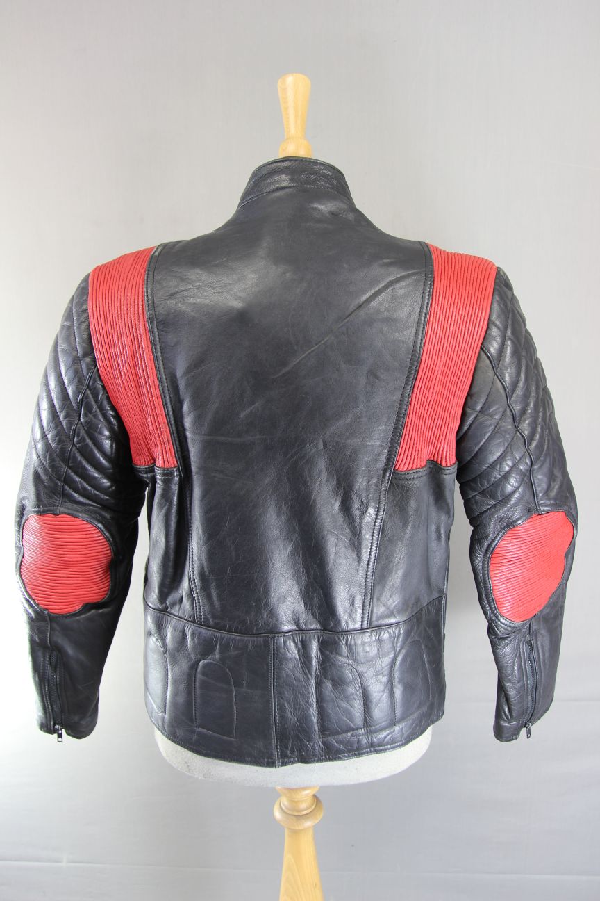 VINTAGE 1970'S/80'S BLACK & RED COWHIDE LEATHER NICE OF LONDON BIKER JACKET 40IN