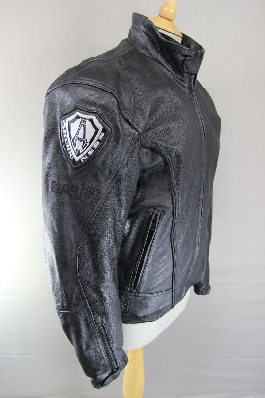 ARLEN NESS BLACK LEATHER/GORE-TEX BIKER JACKET WITH ADDITIONAL LININGS 36-38"/S