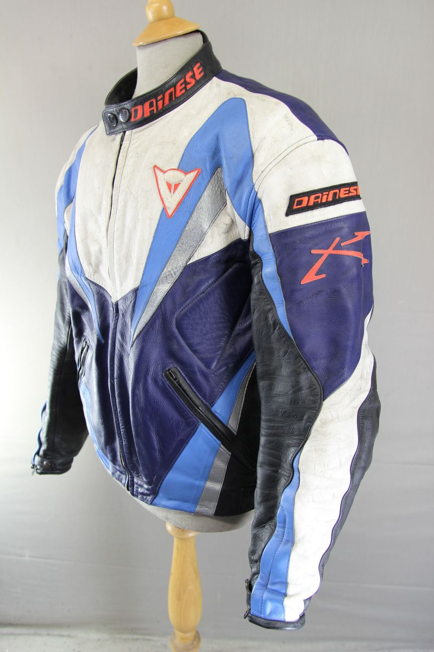DAINESE BLUE, WHITE & SILVER LEATHER RACING/SPORTS BIKER JACKET + CE ARMOUR 46IN