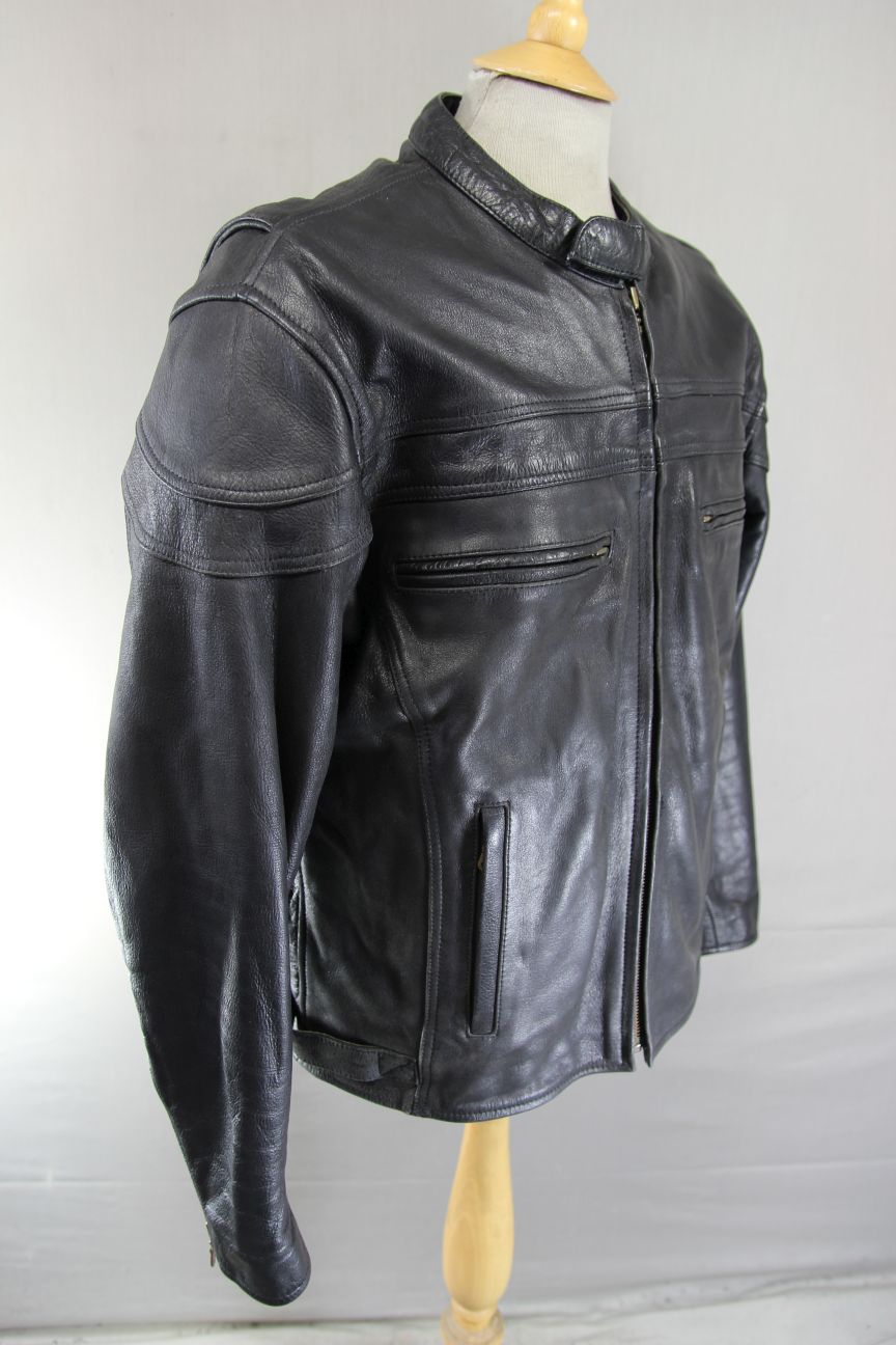 BIKERS GEAR BLACK LEATHER JACKET WITH CE ARMOUR & THERMAL LINING: 42-44 INCH