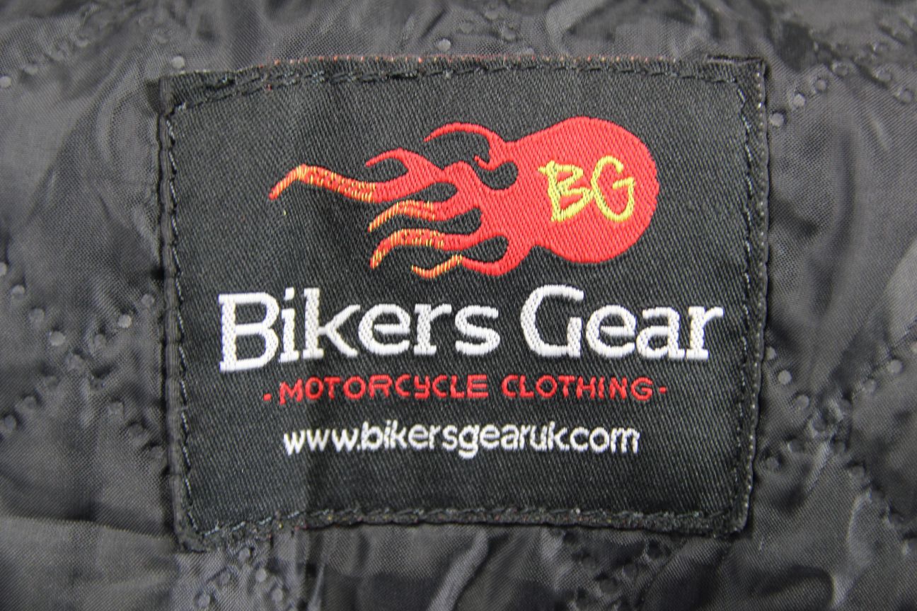 BIKERS GEAR BLACK LEATHER JACKET WITH CE ARMOUR & THERMAL LINING: 42-44 INCH