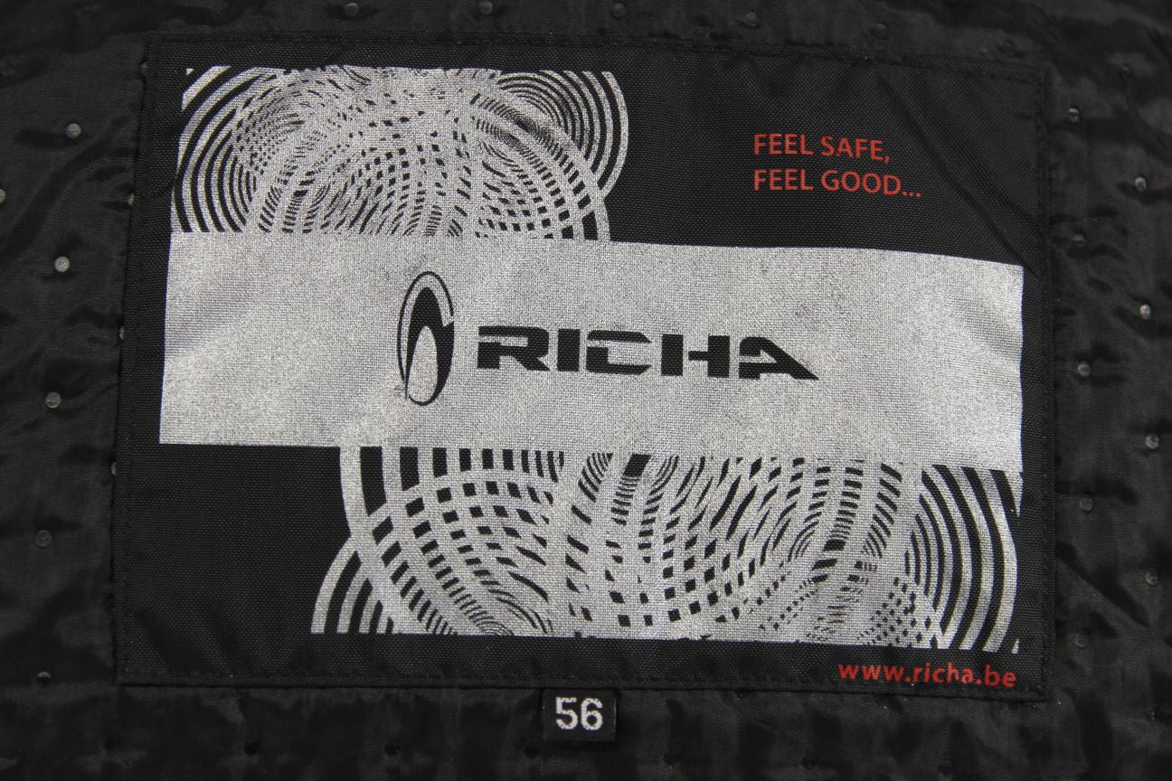 RICHA TG-1 BLACK LEATHER BIKER JACKET WITH CE ARMOUR & REISSA MEMBRANE 46 INCH