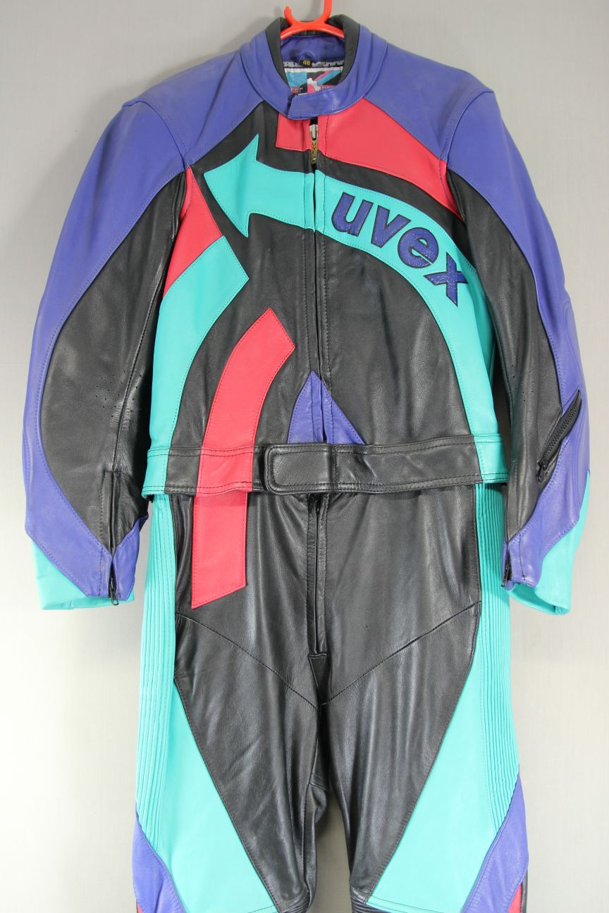 VINTAGE 80'S/90'S UVEX 2 PIECE LEATHER BIKER SUIT WITH PROTECTORS CHEST 38 INCH