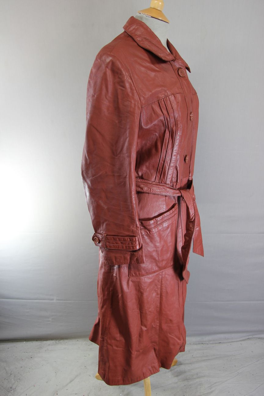 VINTAGE 70S BROWN SUEDE & LEATHERCRAFT LTD CLASSIC FULL LENGTH TRENCHCOAT 36-38"