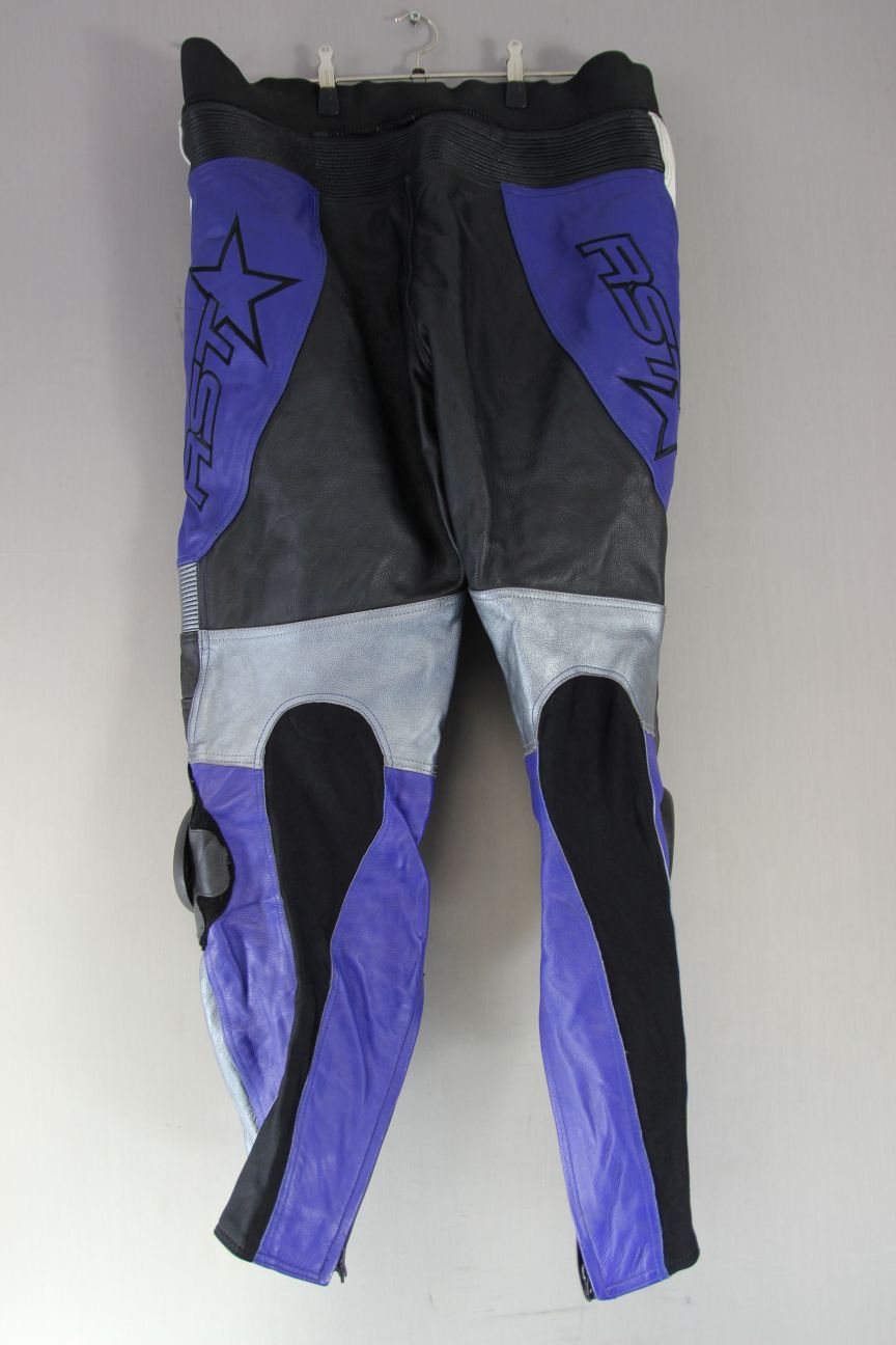 RST COWHIDE LEATHER BIKER TROUSERS WITH CE ARMOUR/KNEE SLIDERS WAIST 38"/LEG 33"