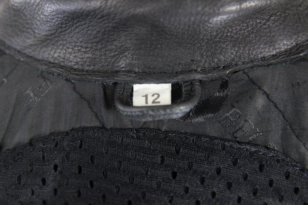 BELSTAFF BLACK LEATHER BIKER JACKET: SIZE 12 34-36 INCH CHEST