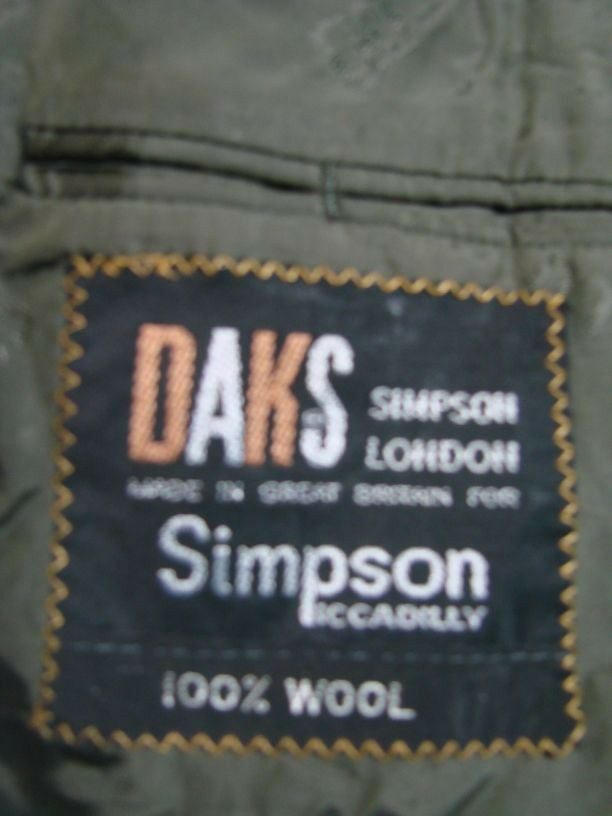 SUPERB DARK GREEN CHECKED DAKS PURE WOOL JACKET 44 INCH