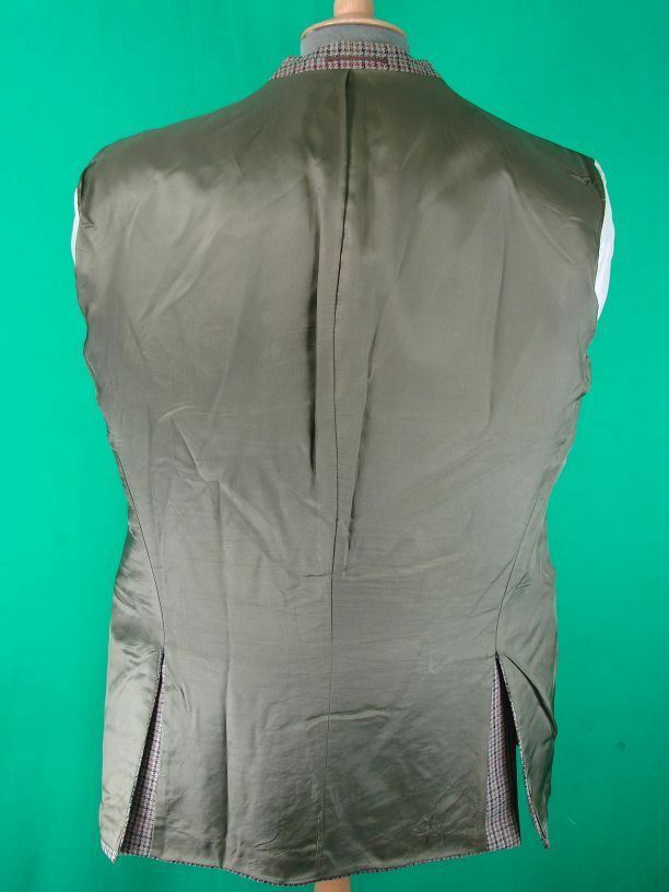 CLASSIC MAGEE PURE WOOL CHECKED GREEN DUNEAGLE TWIST JACKET 42 INCH