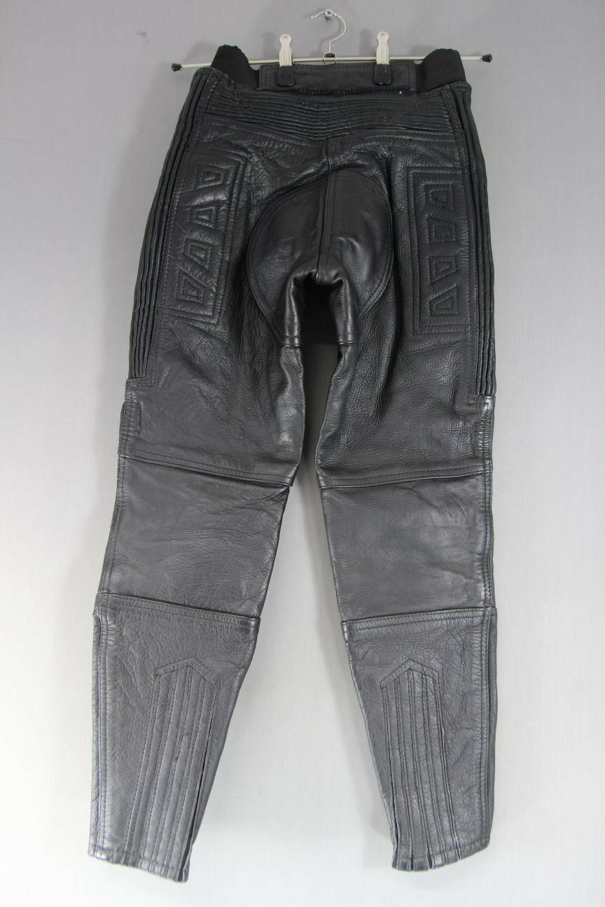 AKITO TITAN PLUS BLACK LEATHER BIKER TROUSERS SIZE 12: WAIST 26"/INSIDE LEG 27"