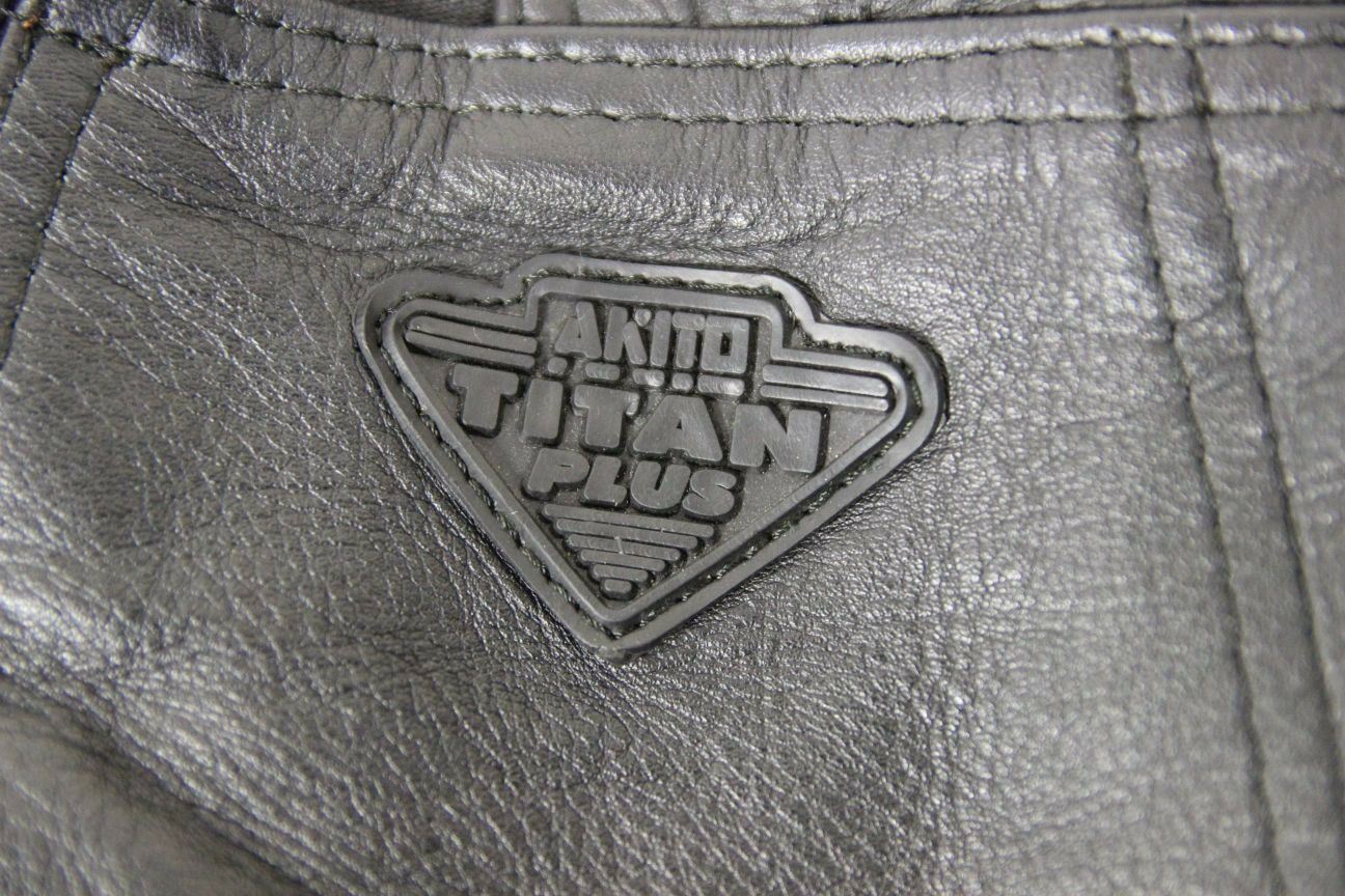AKITO TITAN PLUS BLACK LEATHER BIKER TROUSERS SIZE 12: WAIST 26"/INSIDE LEG 27"