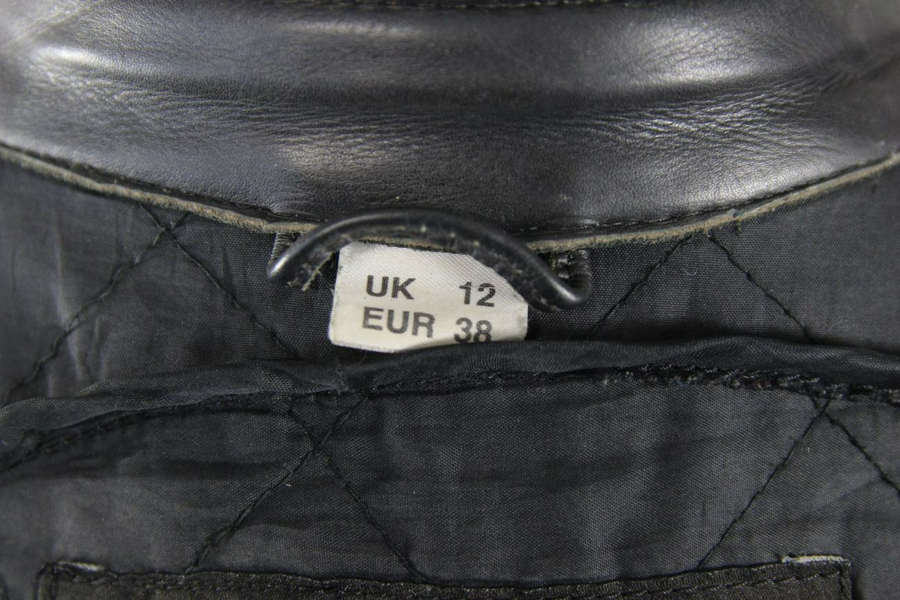 RIOSSI BLACK LEATHER BIKER JACKET WITH REMOVABLE BACK & ELBOW PROTECTORS SIZE 12
