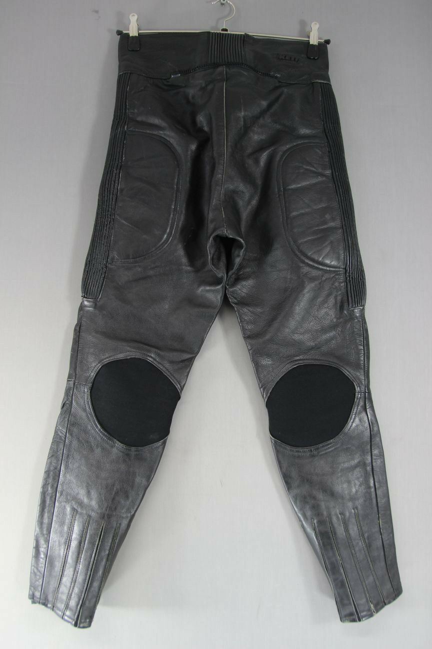 KETT BLACK COWHIDE LEATHER BIKER TROUSERS: WAIST 30 INCHES/INSIDE LEG 29 INCHES
