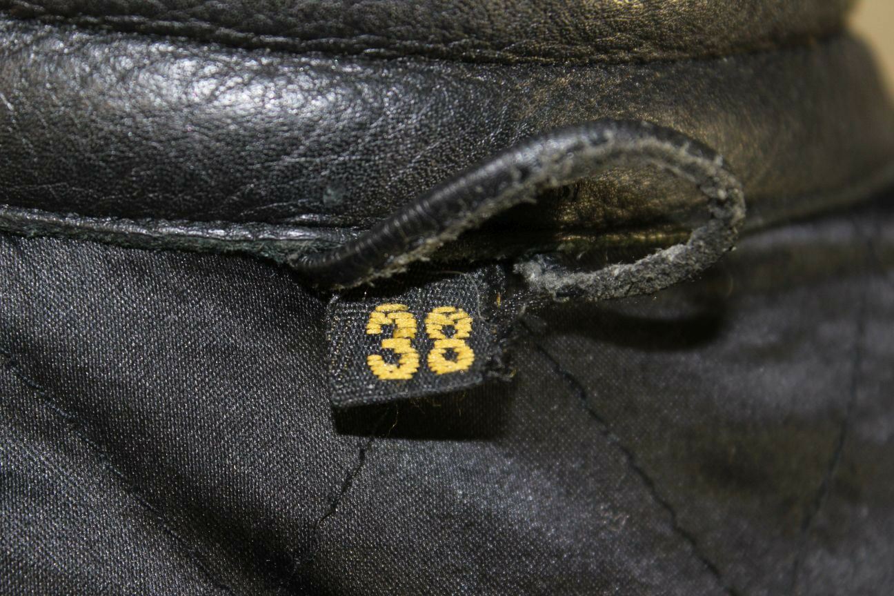 CLASSIC BLACK LEATHER BIKER JACKET WITH REMOVABLE BACK PROTECTOR 38 INCH