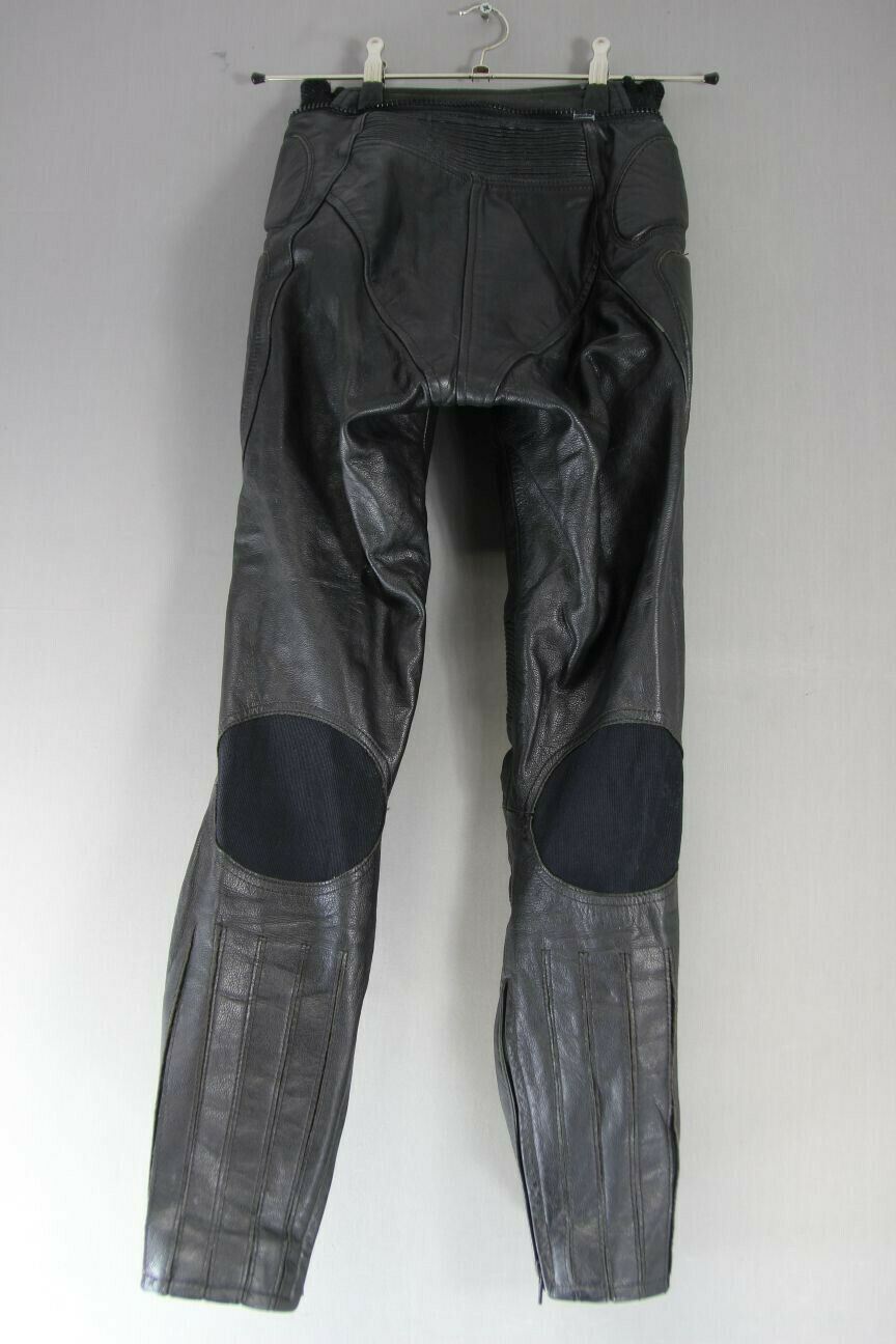 HEIN GERICKE STREETLINE BLACK LEATHER BIKER TROUSERS: WAIST 24IN/INSIDE LEG 28IN