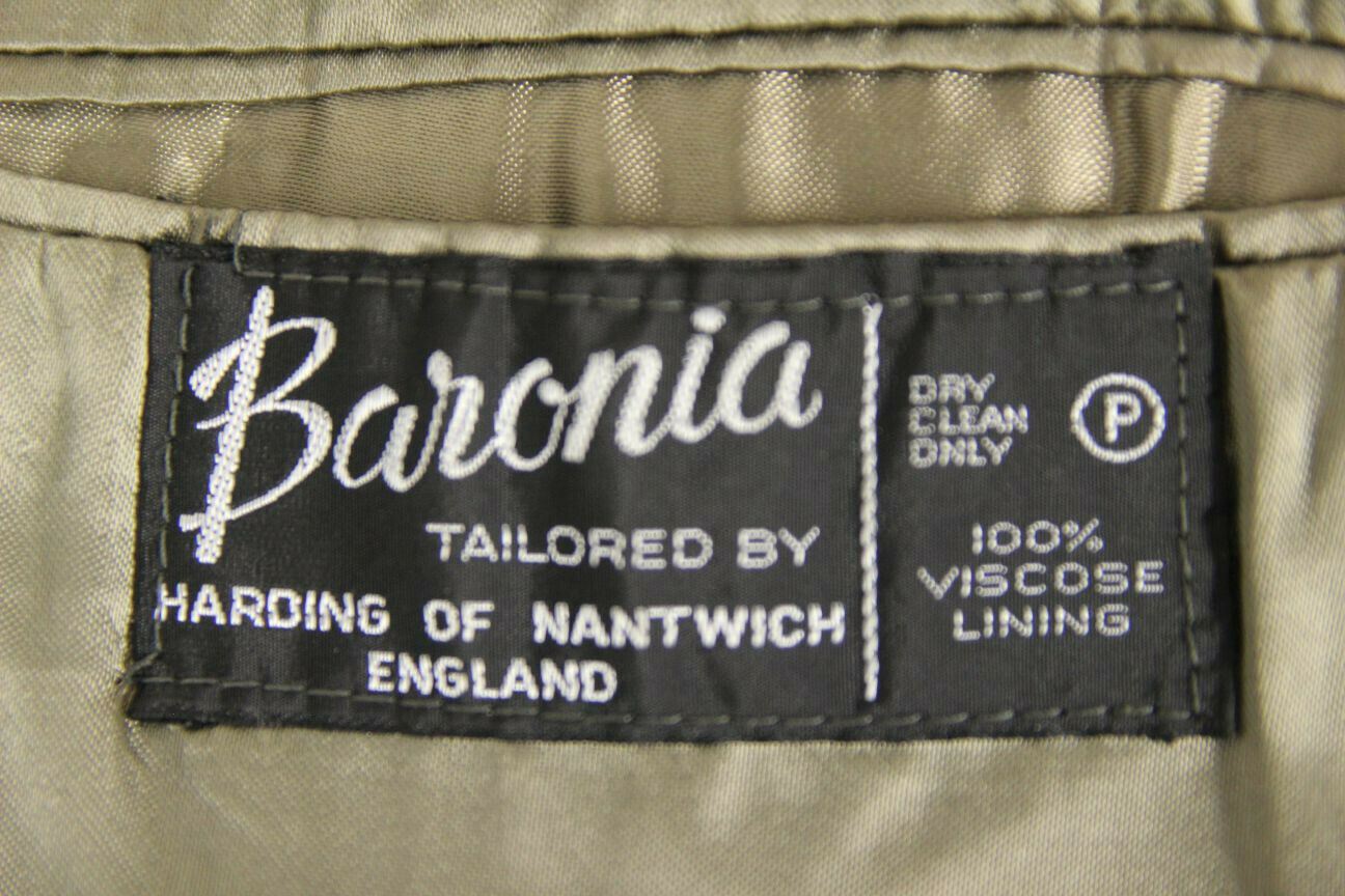 SUPERB VINTAGE 1970's BARONIA DARK GREEN TAILORED WOOL BLEND TWEED COAT 42 INCH