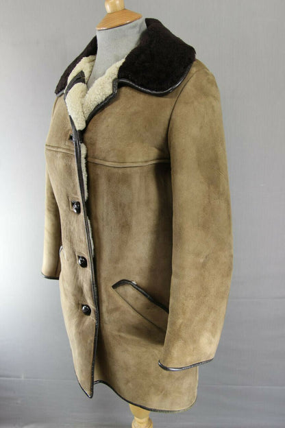 VINTAGE 1970's BRITISH MADE LIGHT BROWN SUEDE LEATHER SHEEPSKIN LINED COAT 36 IN