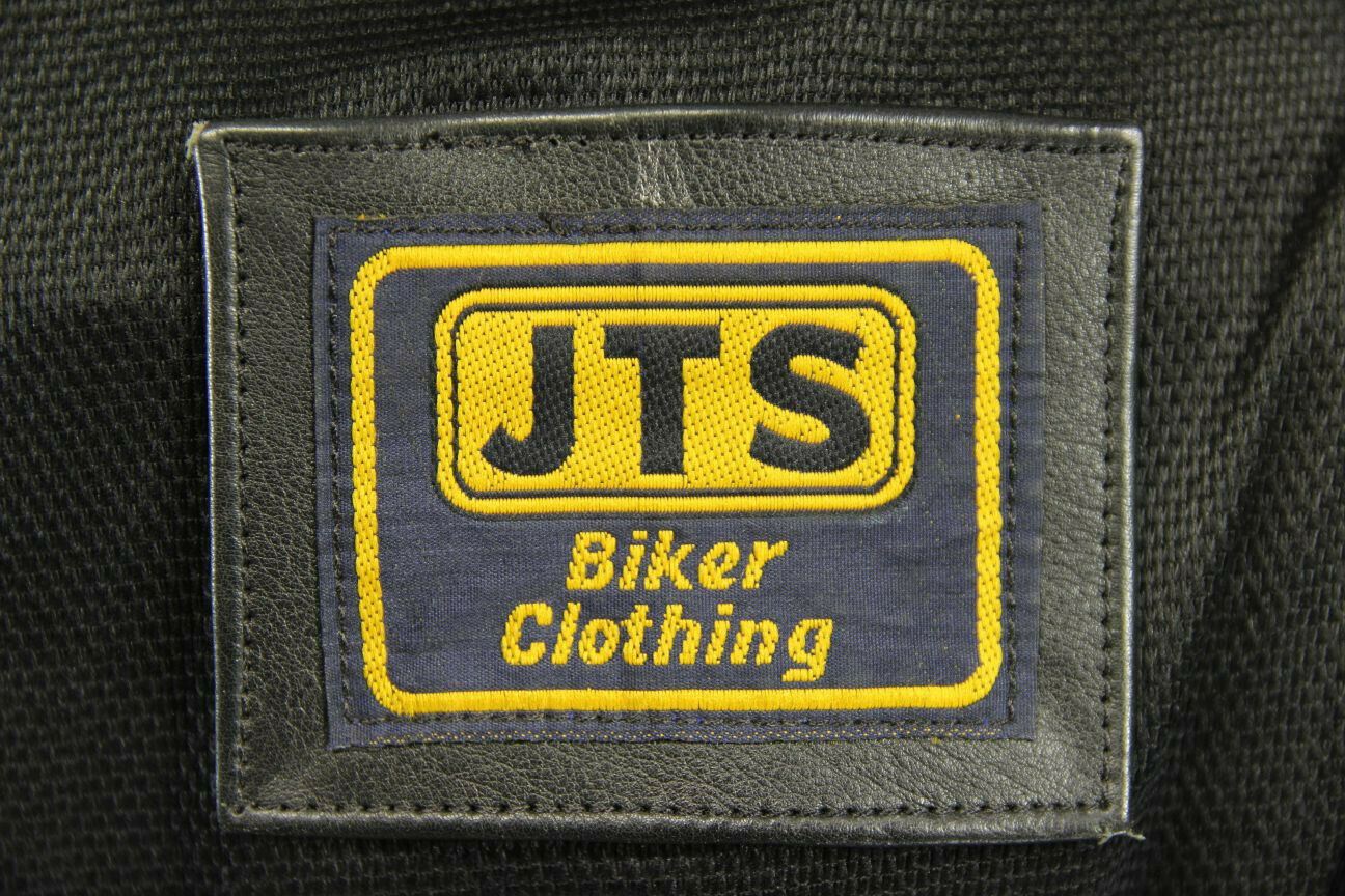 CLASSIC BLACK LEATHER JTS BIKER JACKET 34-36 INCH/LARGE