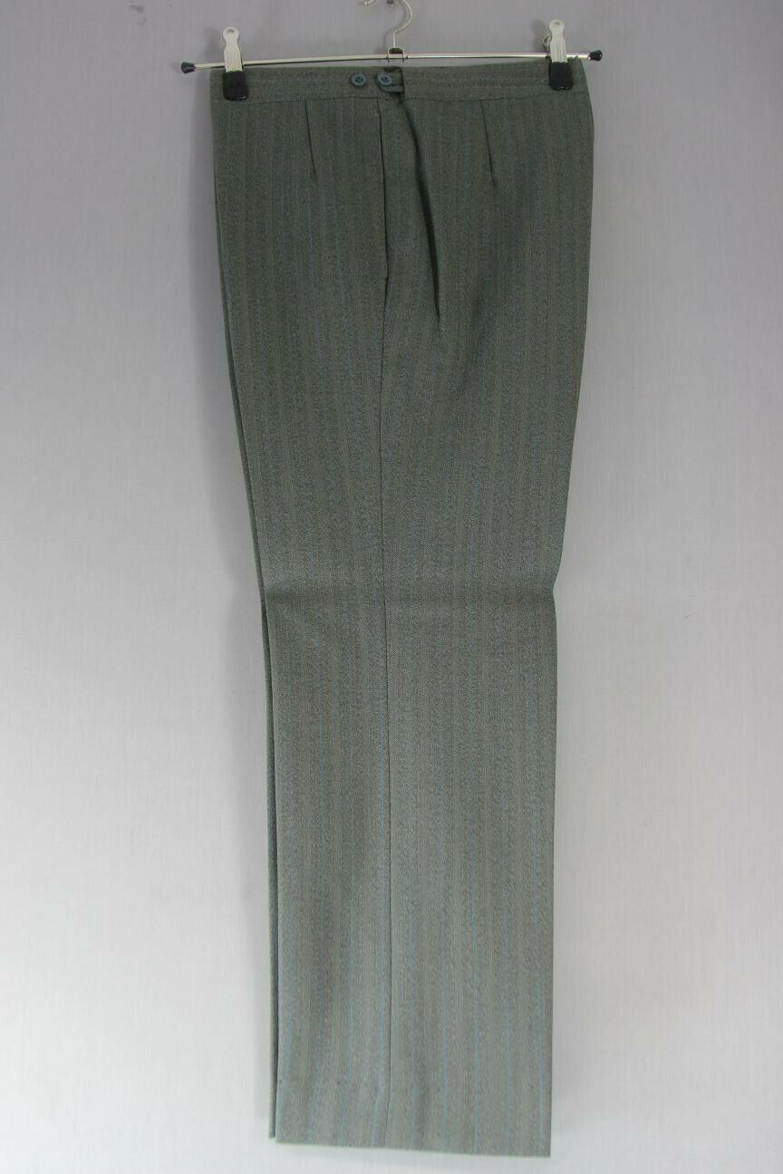 SUPERB BESPOKE TAILORED MOLD & RUSSELL SUIT: CHEST 40 INCH/WAIST 35 INCH
