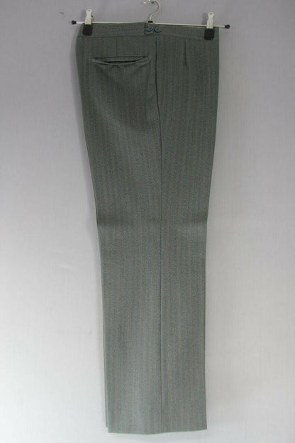 SUPERB BESPOKE TAILORED MOLD & RUSSELL SUIT: CHEST 40 INCH/WAIST 35 INCH