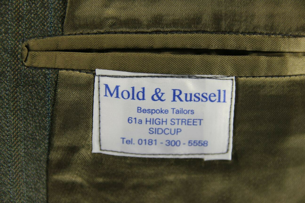 SUPERB BESPOKE TAILORED MOLD & RUSSELL SUIT: CHEST 40 INCH/WAIST 35 INCH